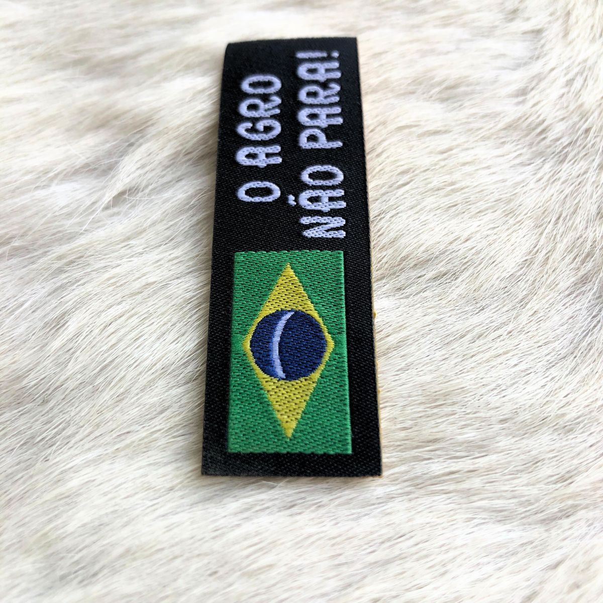 Adesivo Para Chapéu O Agro Não Para