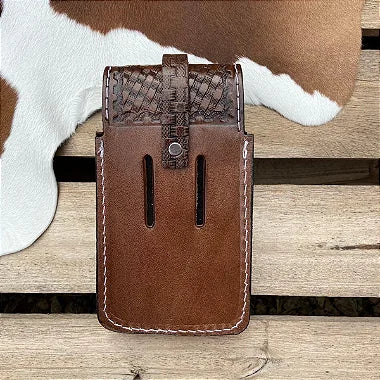 Capinha para Celular Esteirada com Virola Torcida Marrom