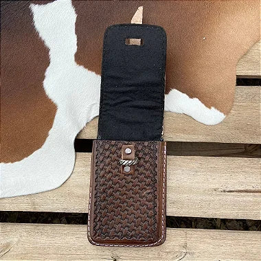 Capinha para Celular Esteirada com Virola Torcida Marrom