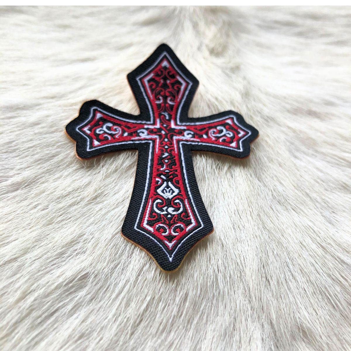 Adesivo Para Chapéu Cruz Vermelha Com Preto