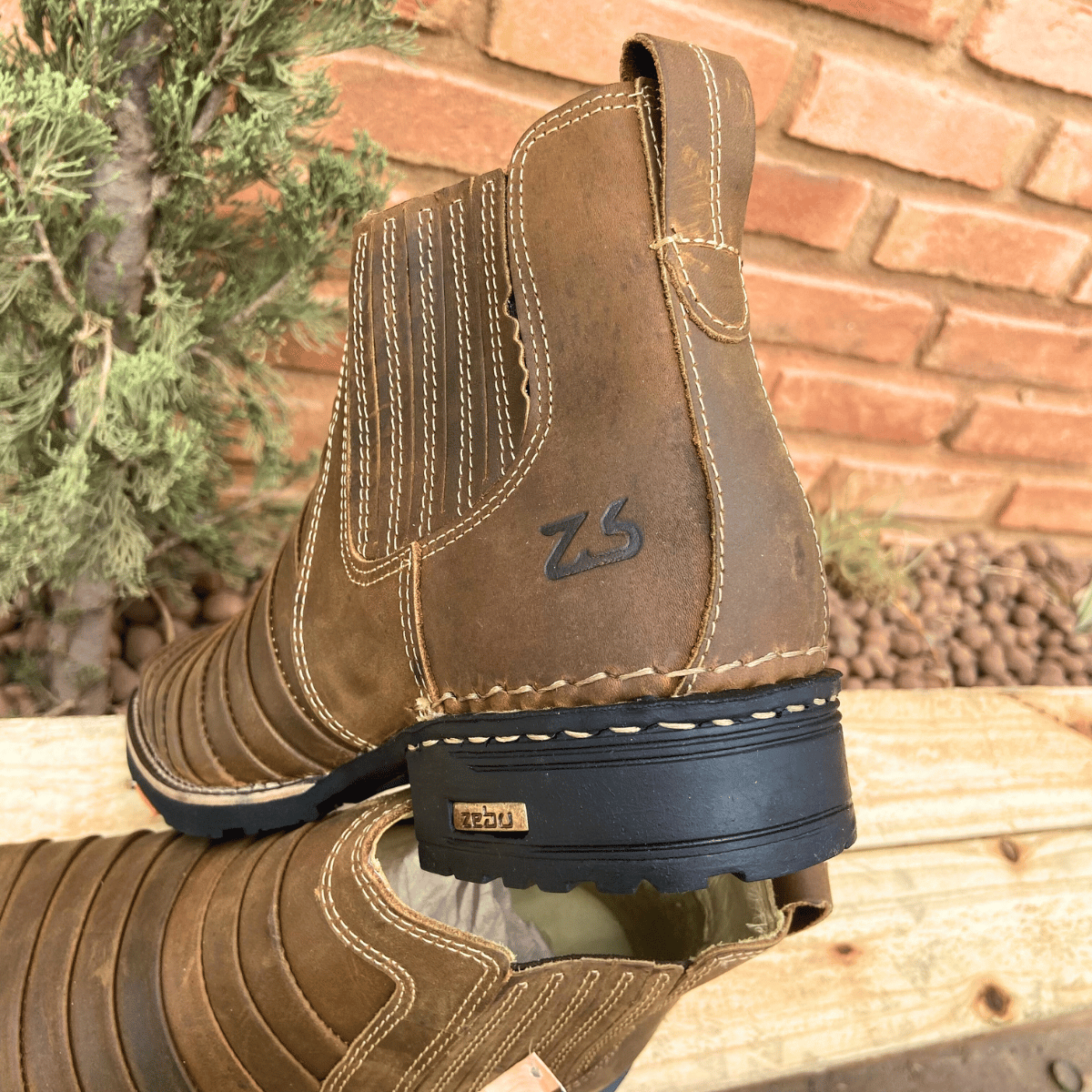 Botina Original Zebu Referência 57030 Sela