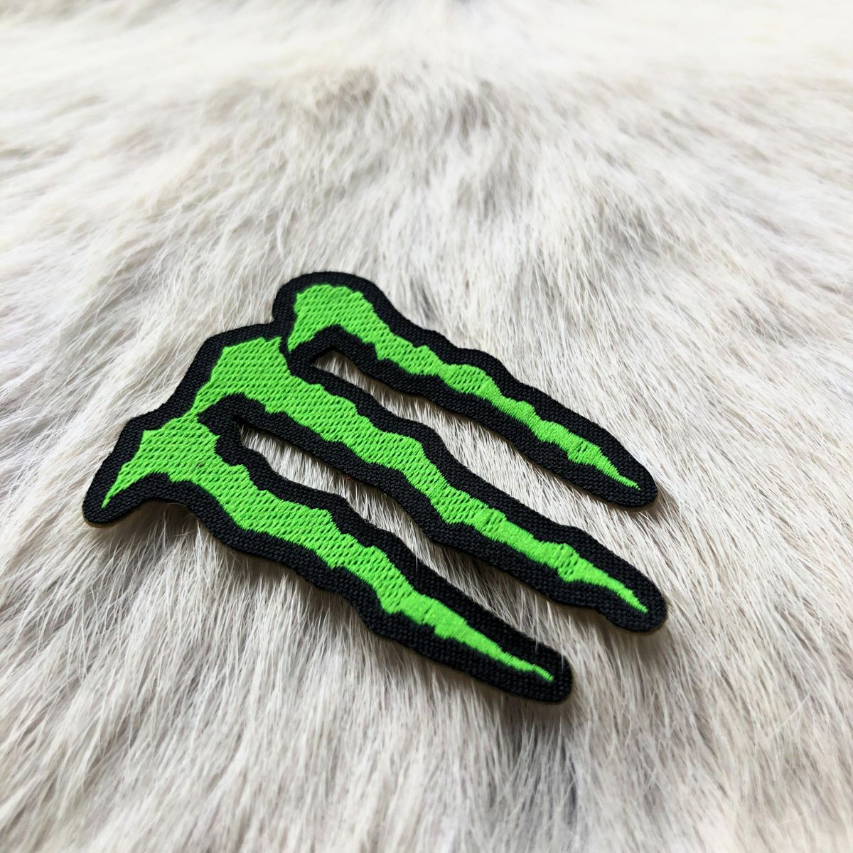 Adesivo Para Chapéu Monster Verde