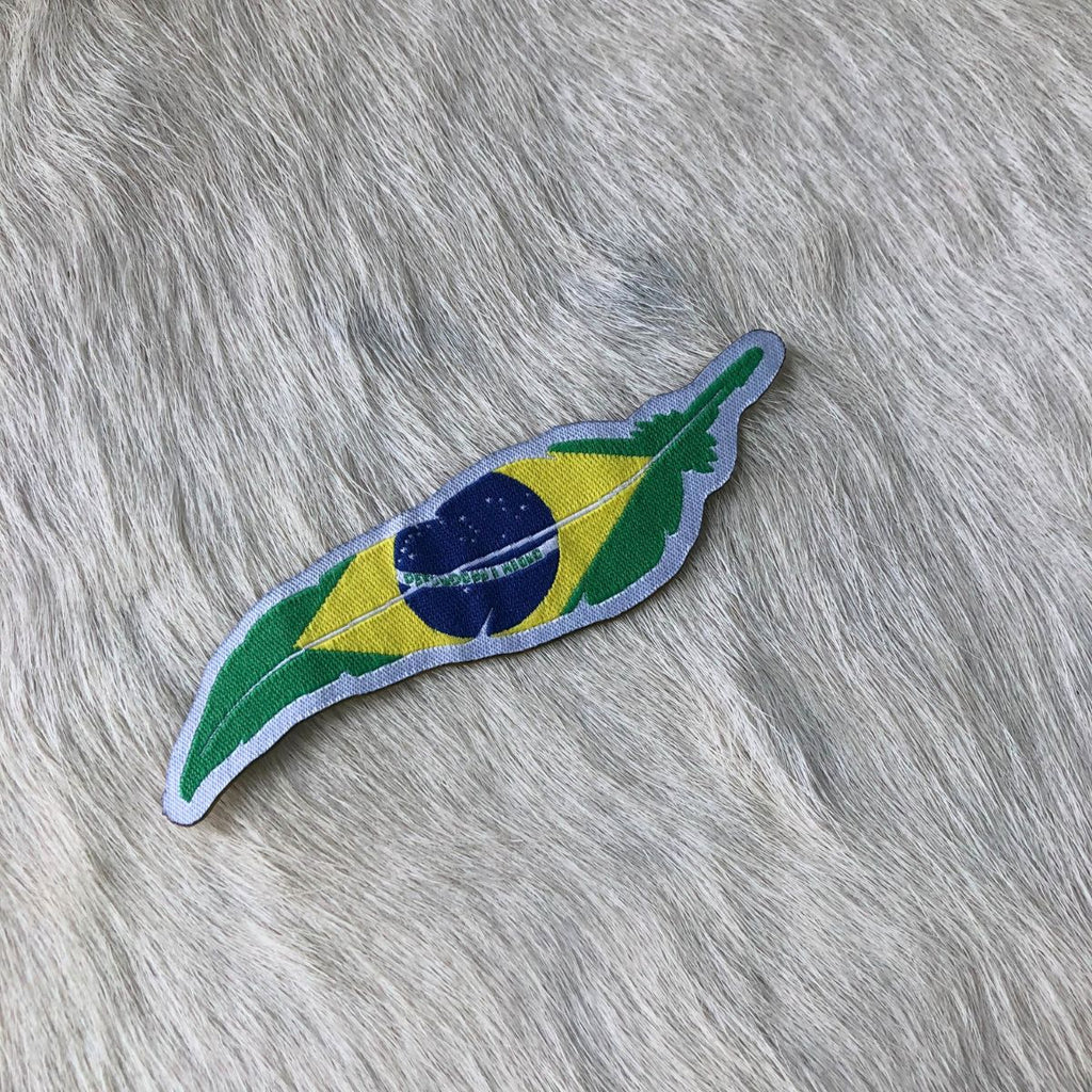 Adesivo Para Chapéu Pena do Brasil Borda Branca