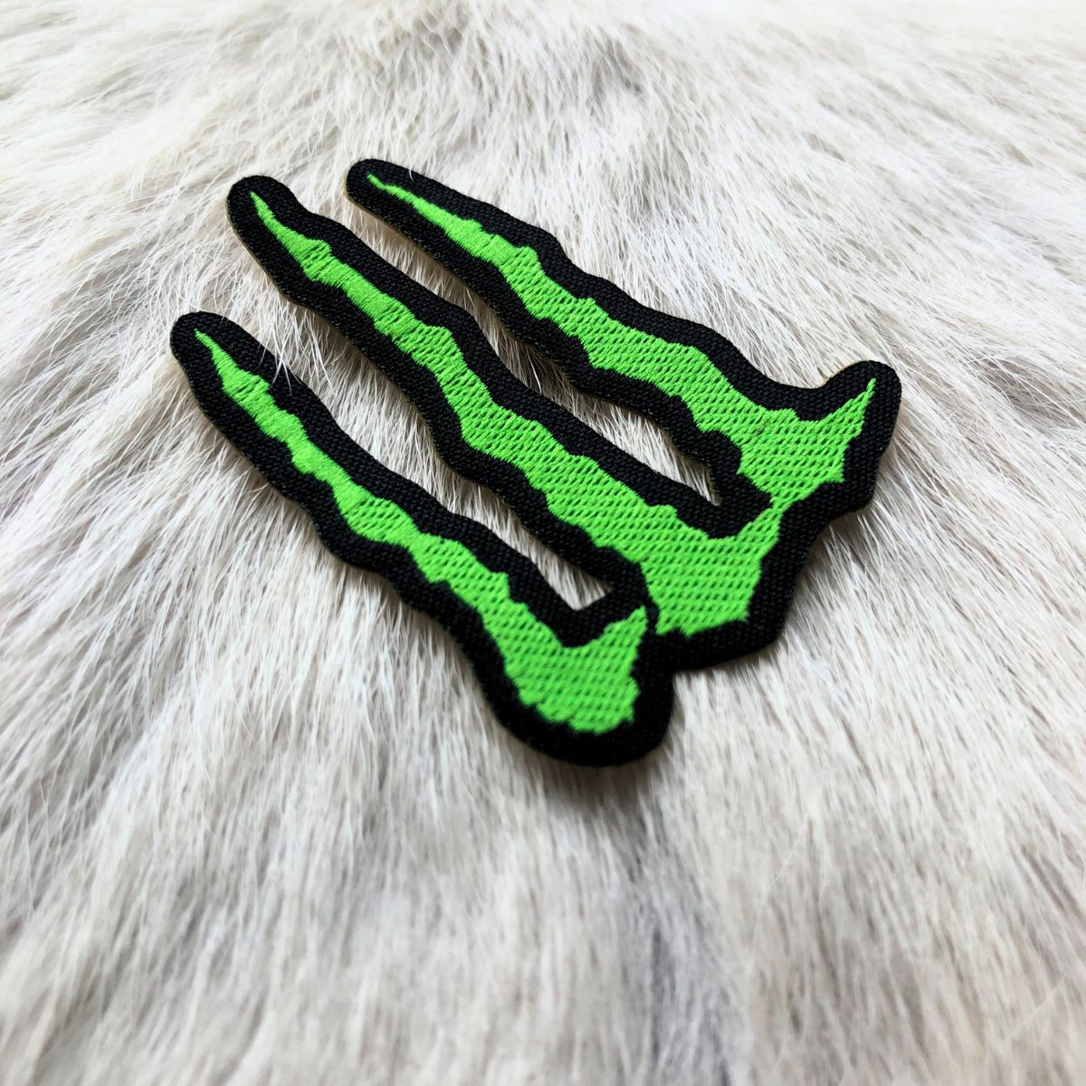 Adesivo Para Chapéu Monster Verde