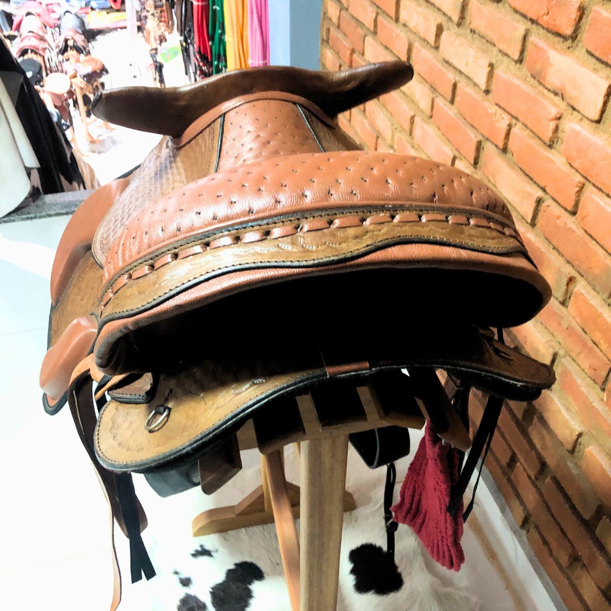 Sela Australiana De Cabeça Mangalarga Entalhada Havana Luxo